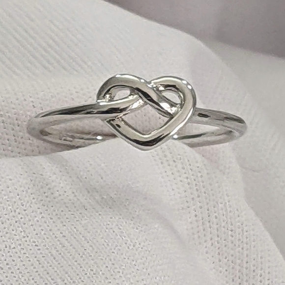 Ring Solid Sterling Silver Heart Knot Ring - Picture 1 of 9
